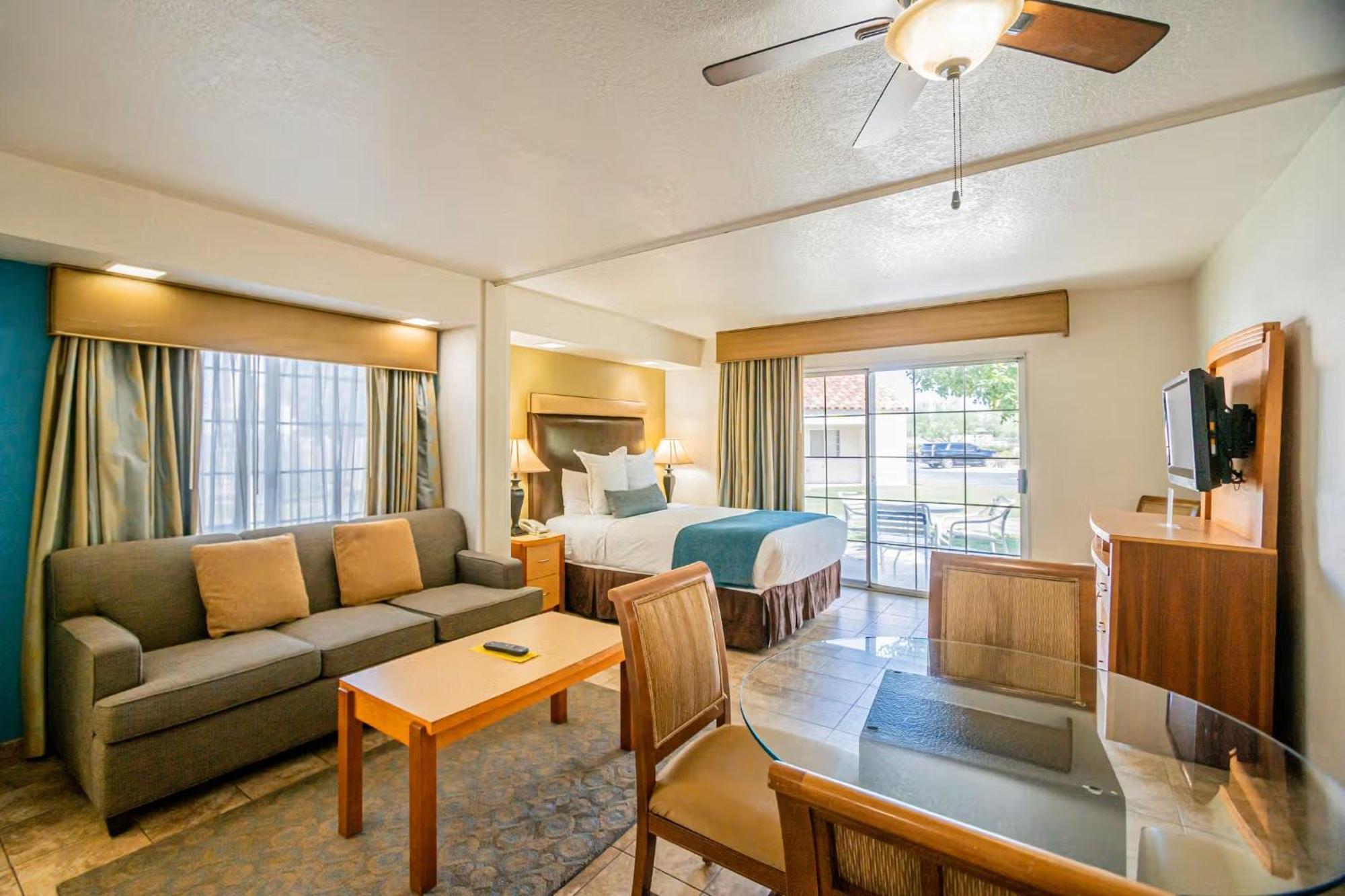 Desert Breezes Resort Palm Desert Exterior photo
