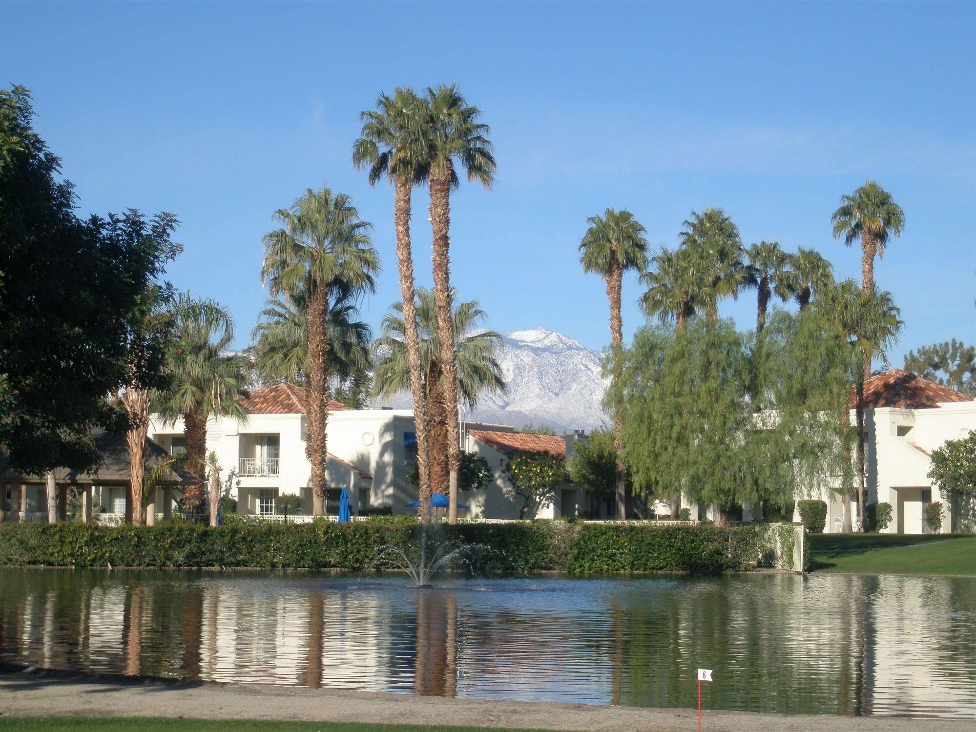 Desert Breezes Resort Palm Desert Exterior photo